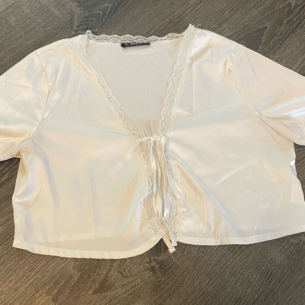 Tie front top